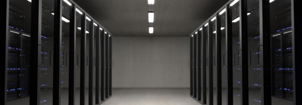 Salle de serveurs dans un data center